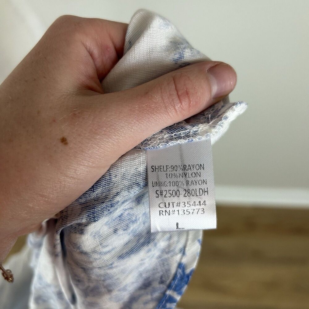 vici L Floral Blue White Maxi Dress Ruffle Ruched A-line Tiered Event Party Boho - Picture 7 of 7